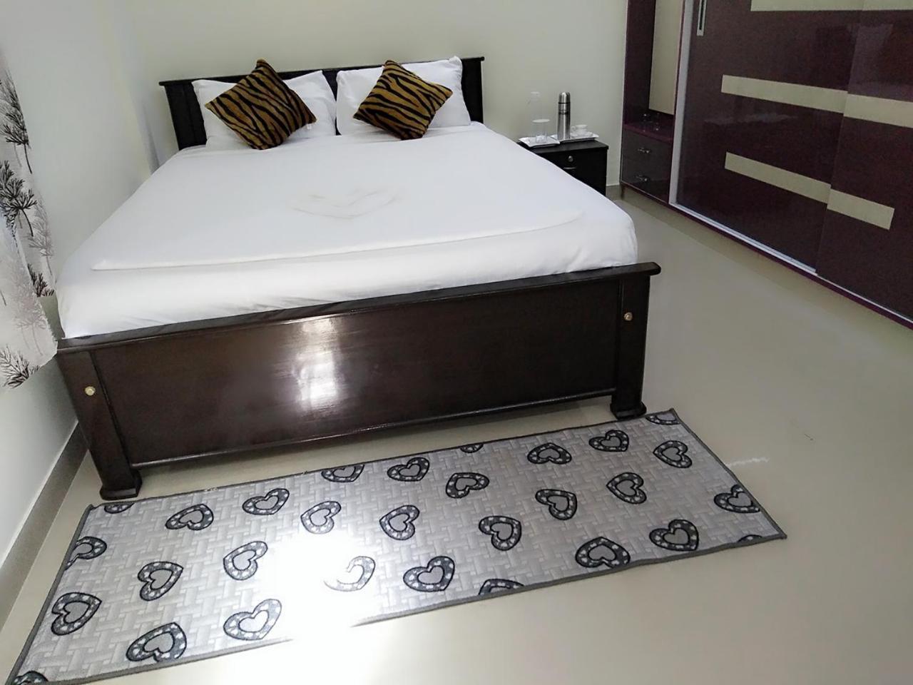 Deeya Suites Private Limited Bangalore Eksteriør bilde